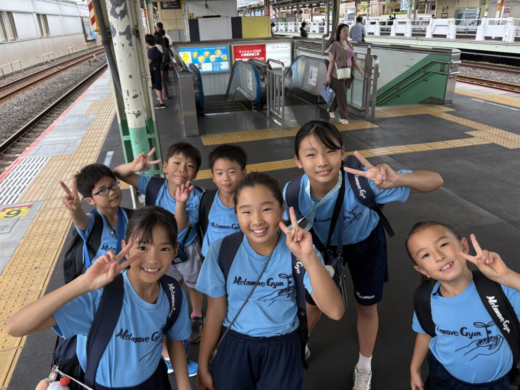 光英VERITAS中学校・高等学校体操競技部の練習に参加したMetamove Gym選手クラス